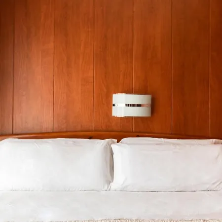 Hotel Alameda 2*